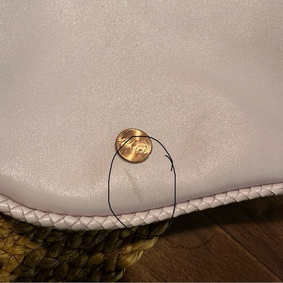 Kate Spade hobo bag in pink blush - Picture 5 of 7